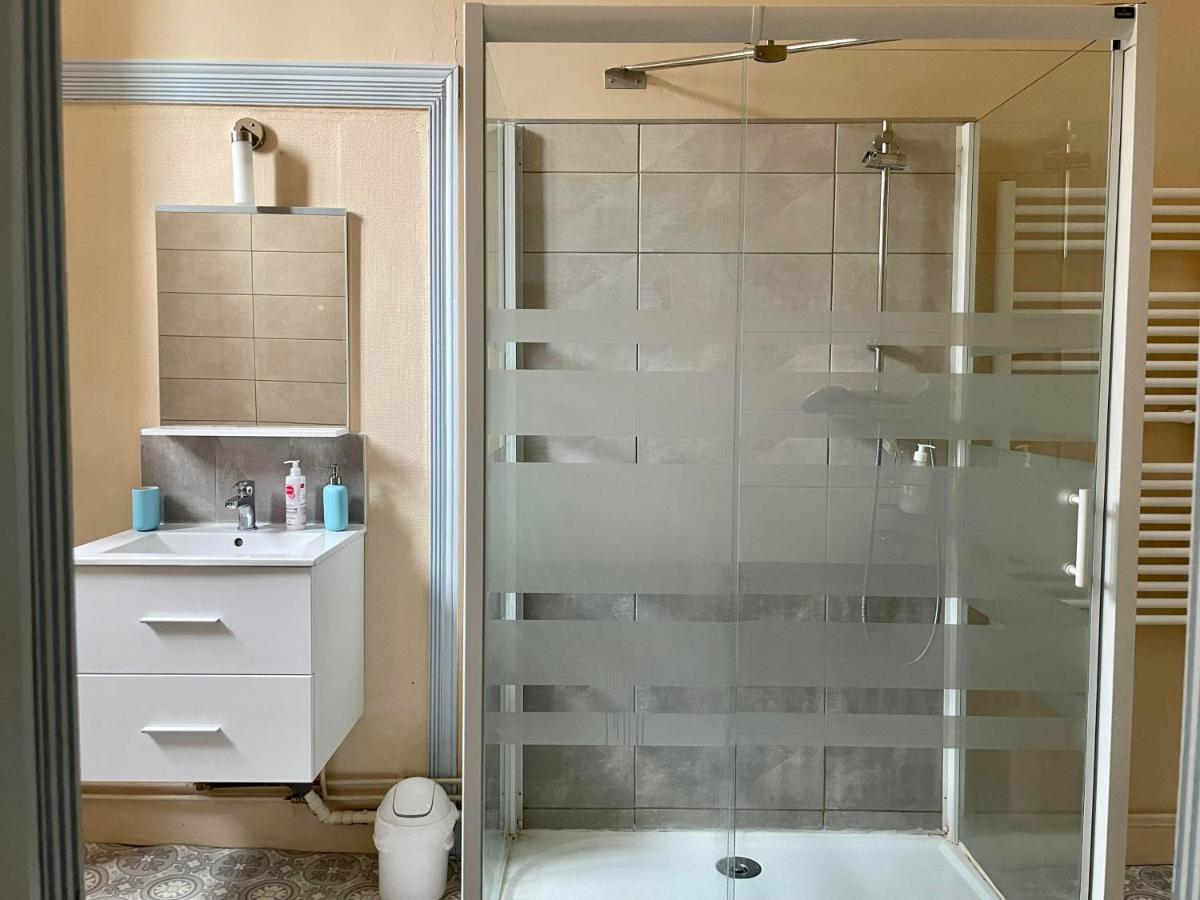 L'Escapade Place Voltaire Vermenton Екстер'єр фото